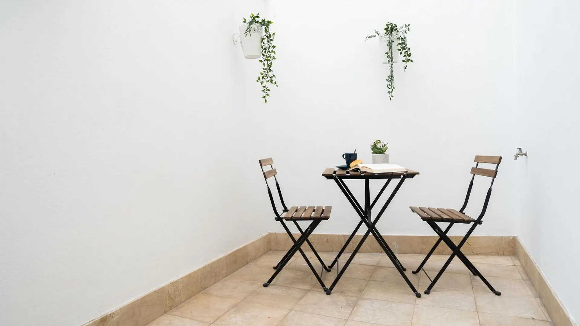Cristobal Colon Centrico Apartamento カディス